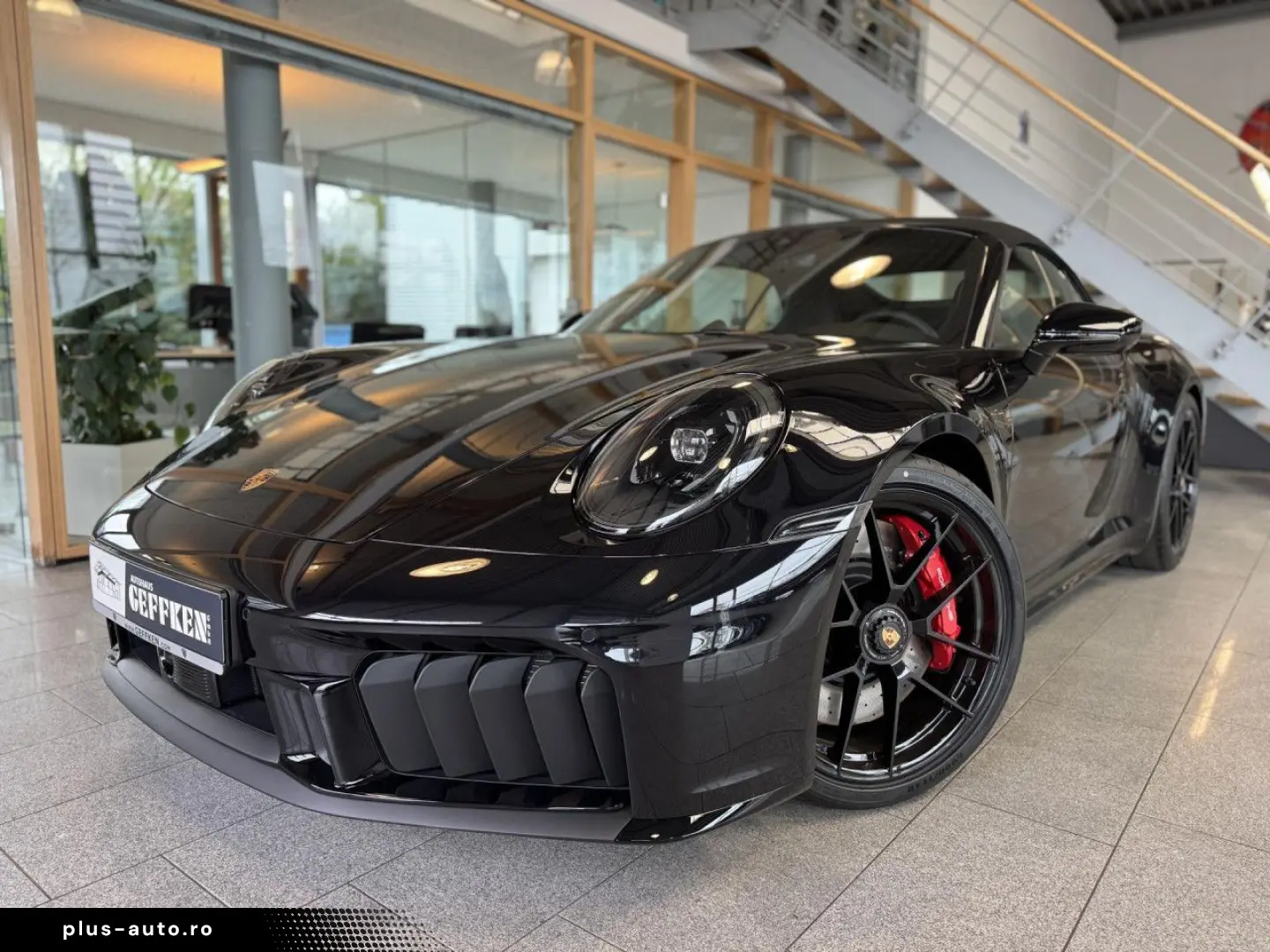 PORSCHE 911 Carrera Cabrio GTS  Sport Chrono  Facelift!