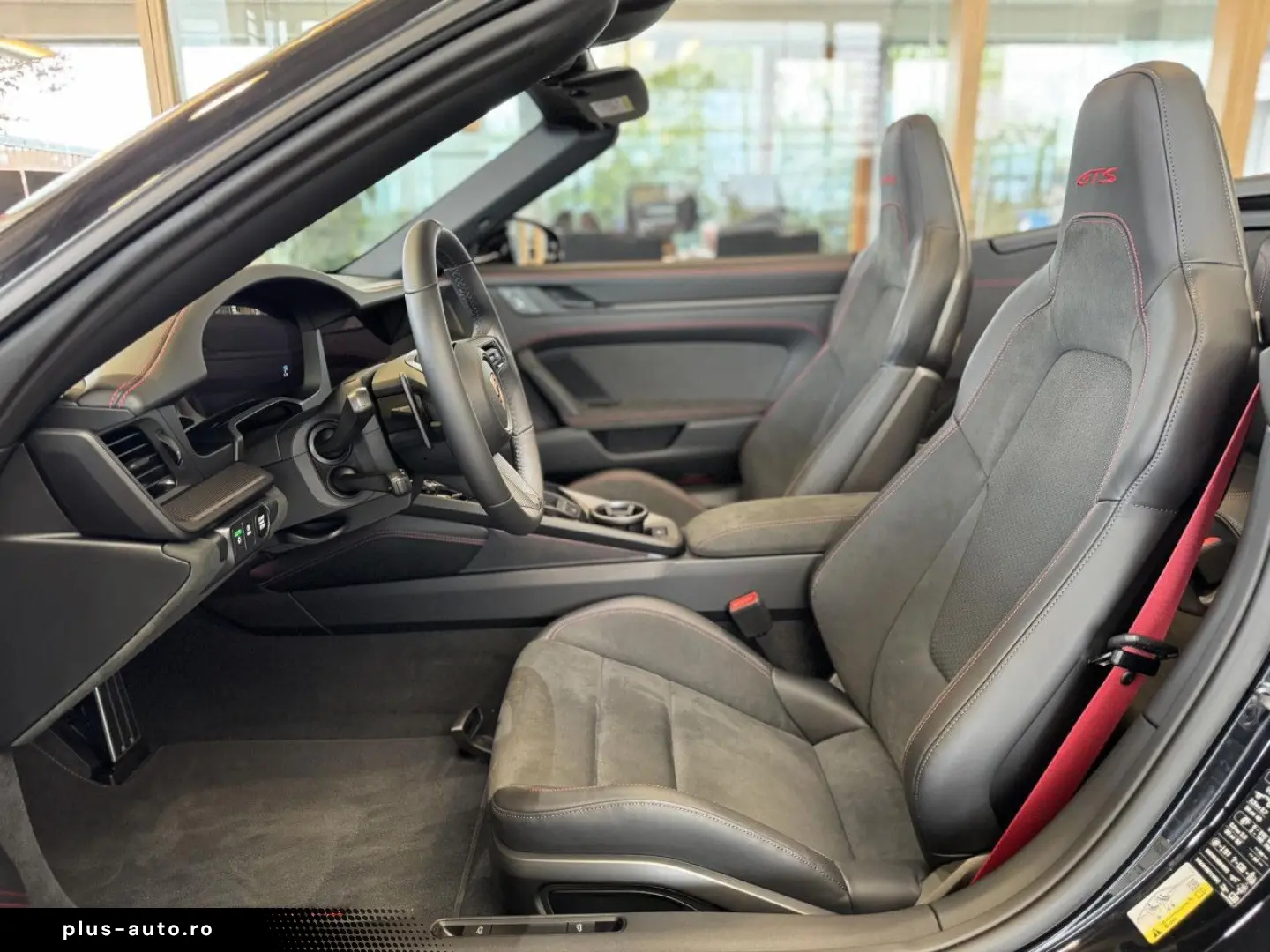 PORSCHE 911 Carrera Cabrio GTS  Sport Chrono  Facelift!