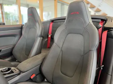 PORSCHE 911 Carrera Cabrio GTS  Sport Chrono  Facelift!