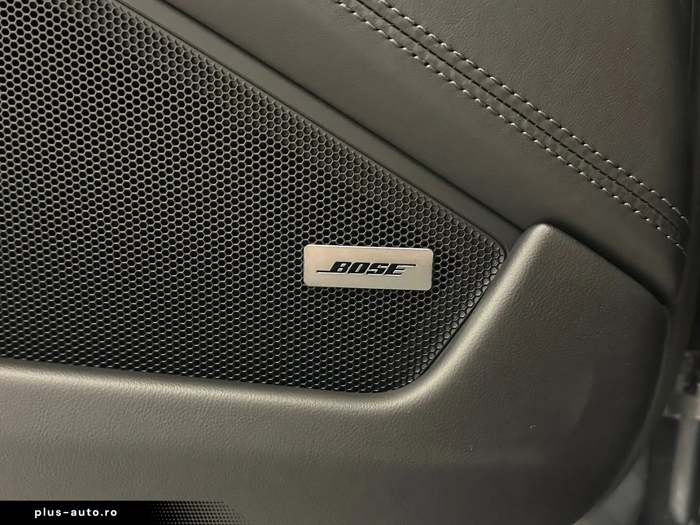 PORSCHE 992.2 Carrera 4 GTS Cabriolet 2025  541 HP