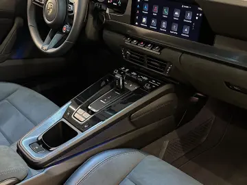 PORSCHE 992.2 Carrera 4 GTS Cabriolet 2025  541 HP