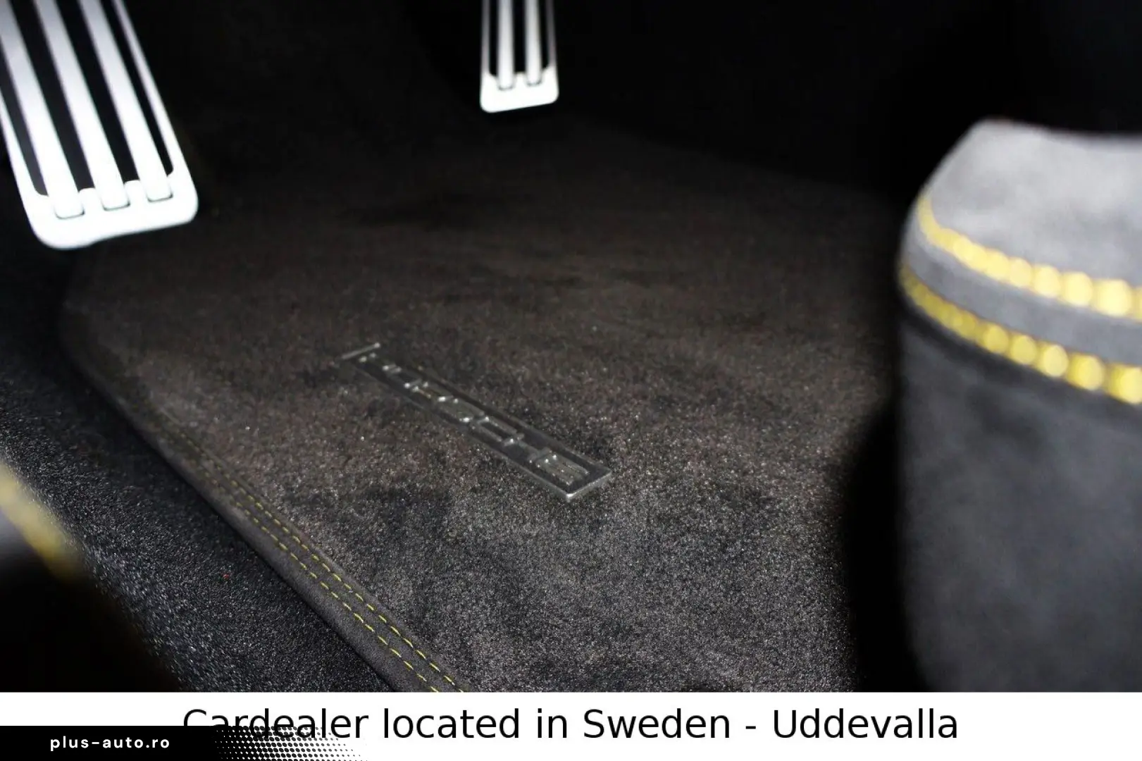 PORSCHE 911 992 Carrera GTS RWD 541hp 4seats Sunroof VAT