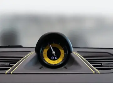 PORSCHE 911 992 Carrera GTS RWD 541hp 4seats Sunroof VAT