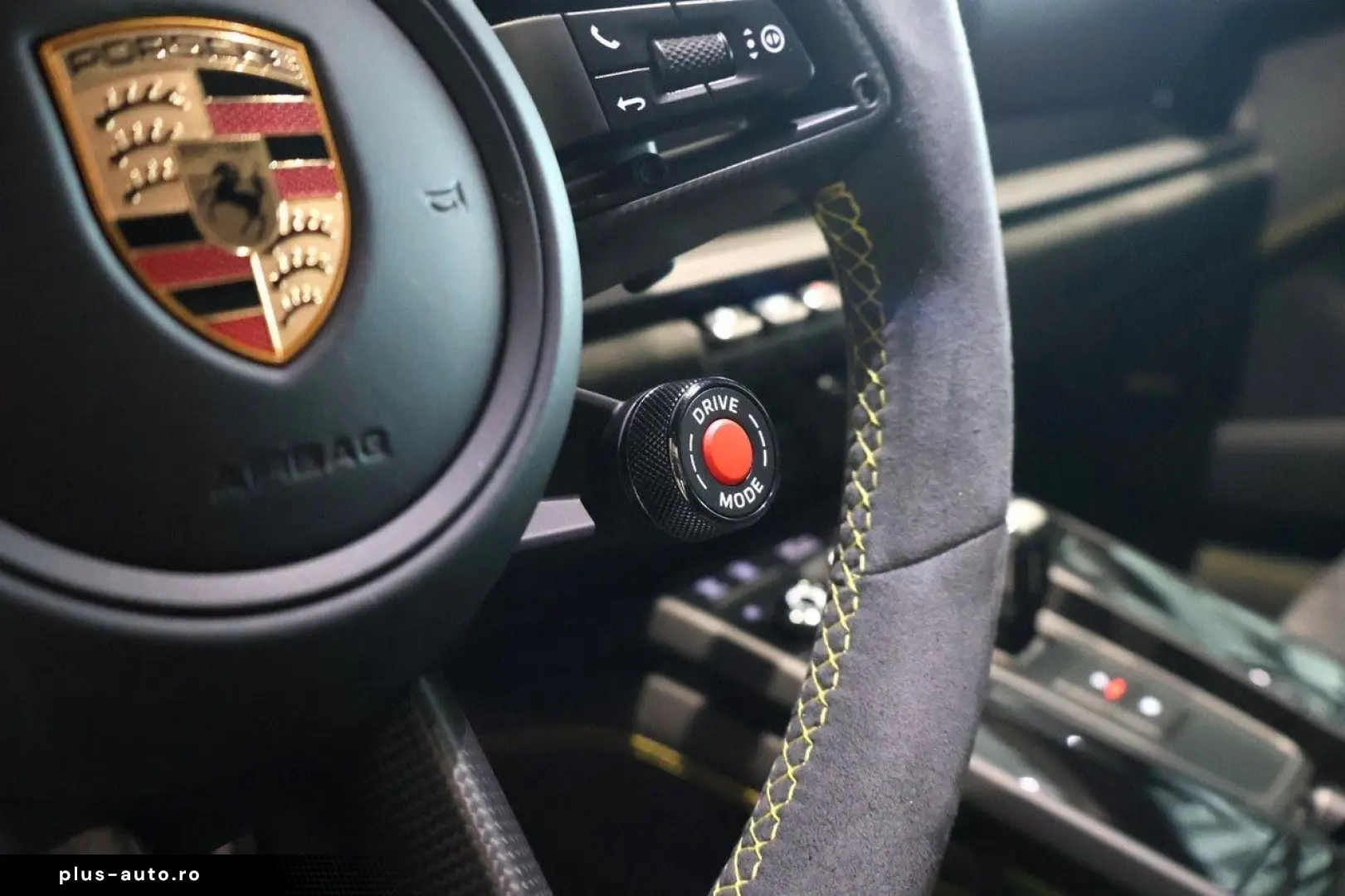 PORSCHE 911 992 Carrera GTS RWD 541hp 4seats Sunroof VAT