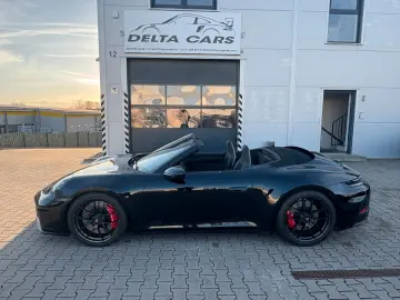 PORSCHE 911 Carrera GTS T-Hybrid Cabriolet