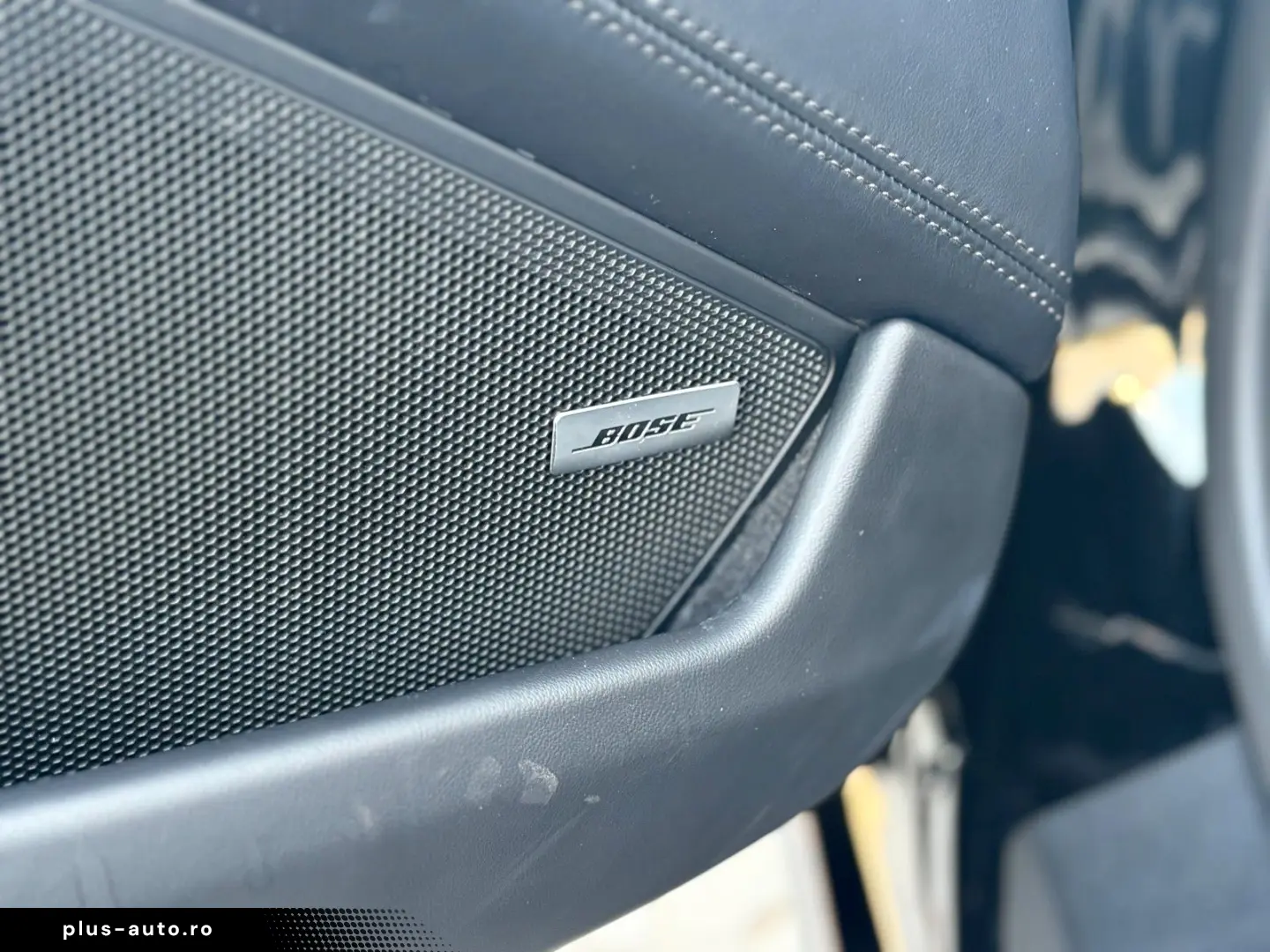 PORSCHE 911 Carrera GTS T-Hybrid Cabriolet