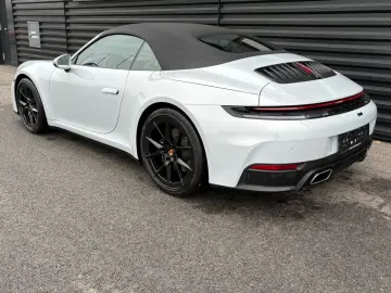 PORSCHE 911-992 Carrera Cabrio Facelift-EISGRAU !