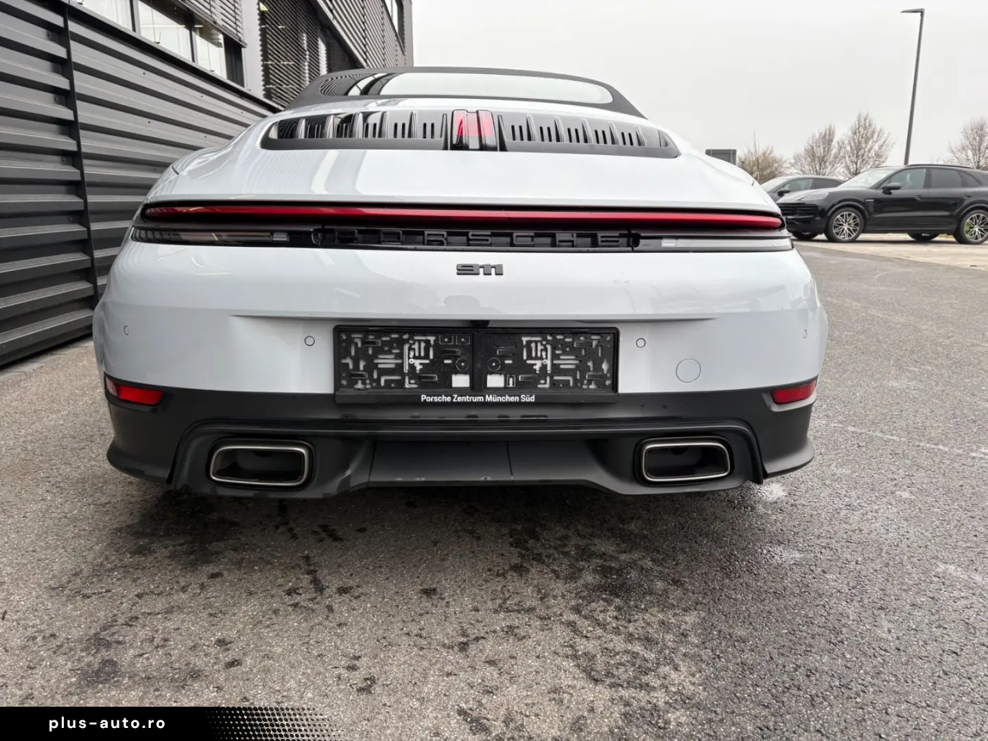 PORSCHE 911-992 Carrera Cabrio Facelift-EISGRAU !