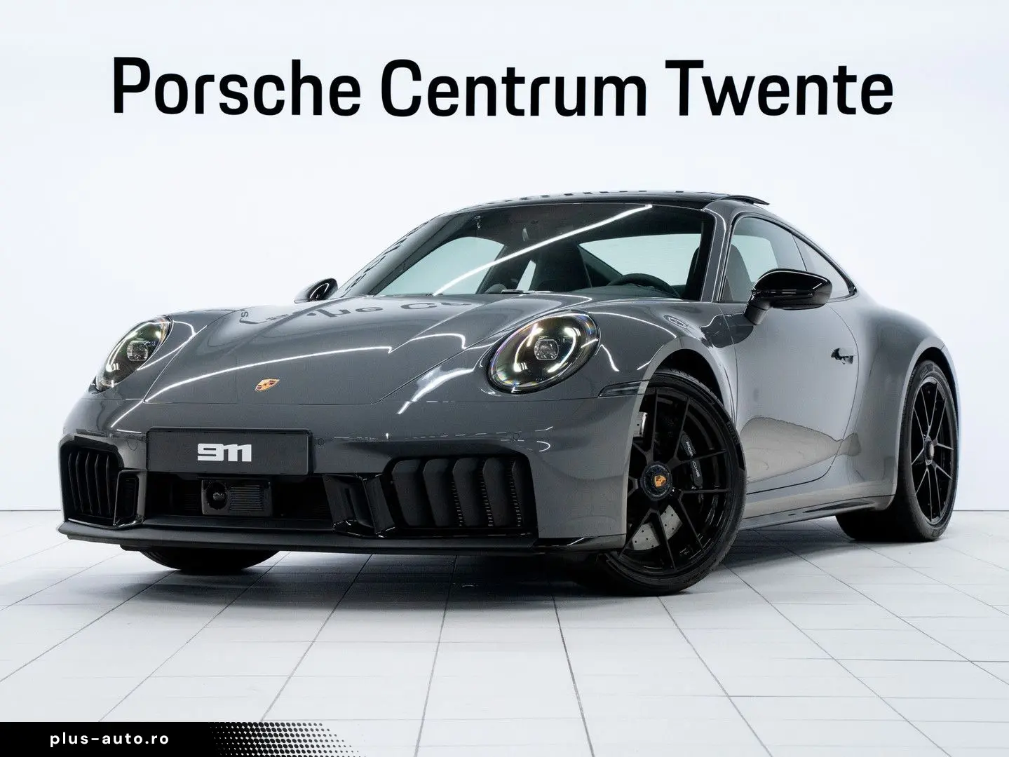 PORSCHE 992 Carrera 4 GTS