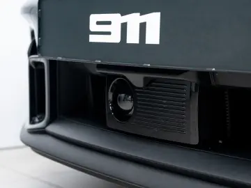 PORSCHE 992 Carrera 4 GTS