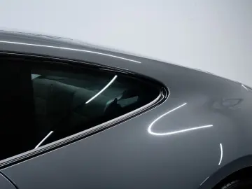 PORSCHE 992 Carrera 4 GTS