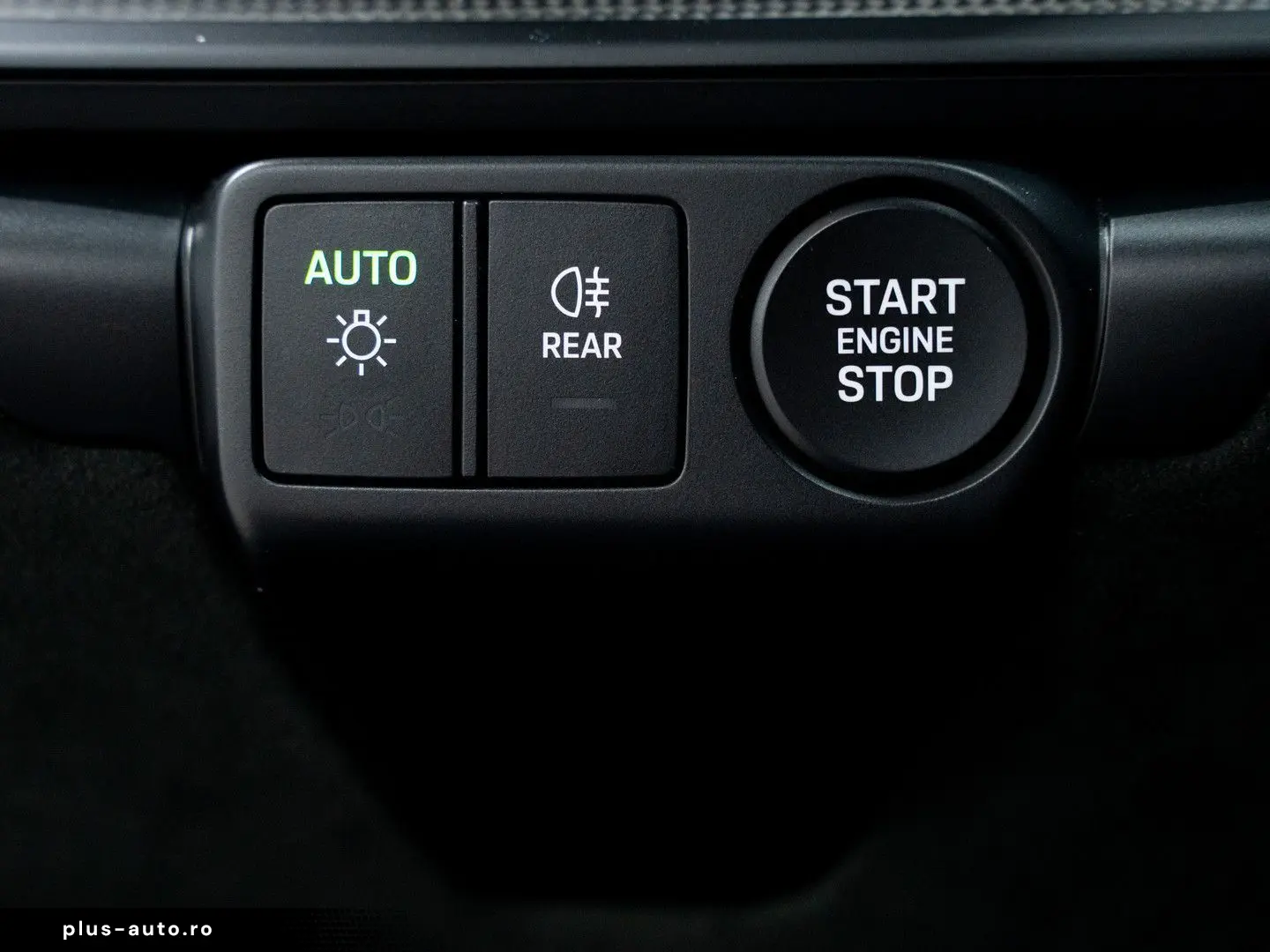 PORSCHE 992 Carrera 4 GTS