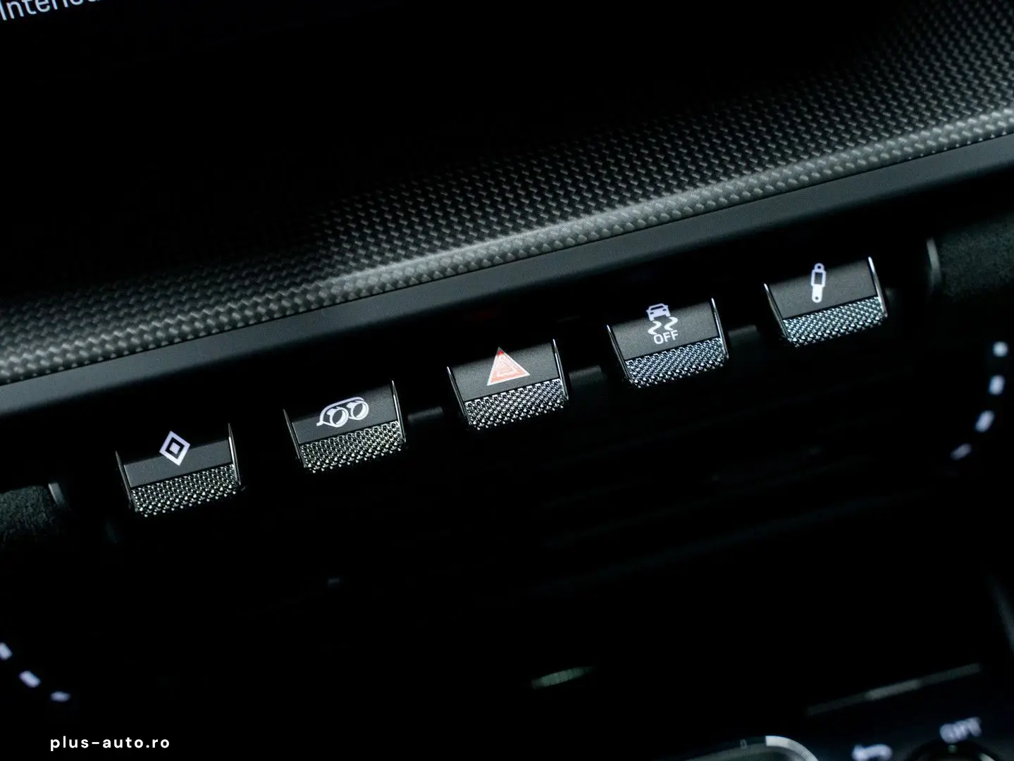 PORSCHE 992 Carrera 4 GTS