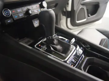 JEEP Compass Upland  Plug-In Hybrid 4WD LED KAM DAB