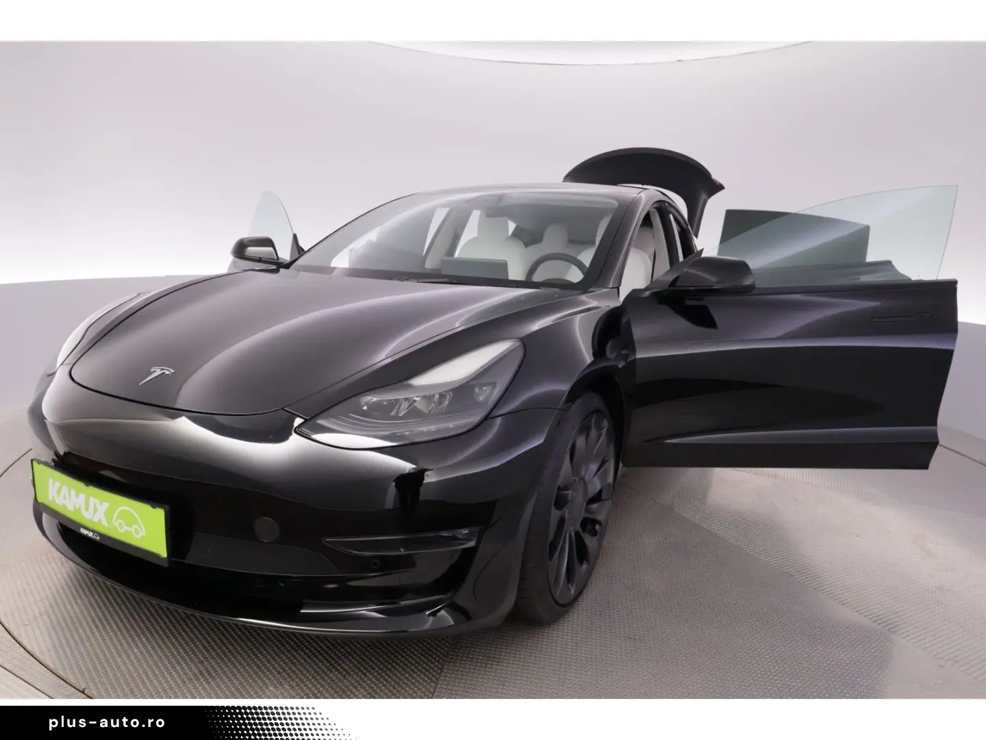 TESLA Model 3 AWD Performance Long Range Dual LED NAVI