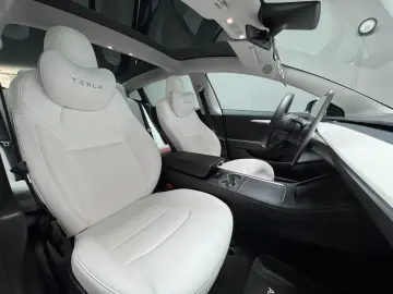 TESLA Model 3 Allradantrieb Dualmotor Performane Pano