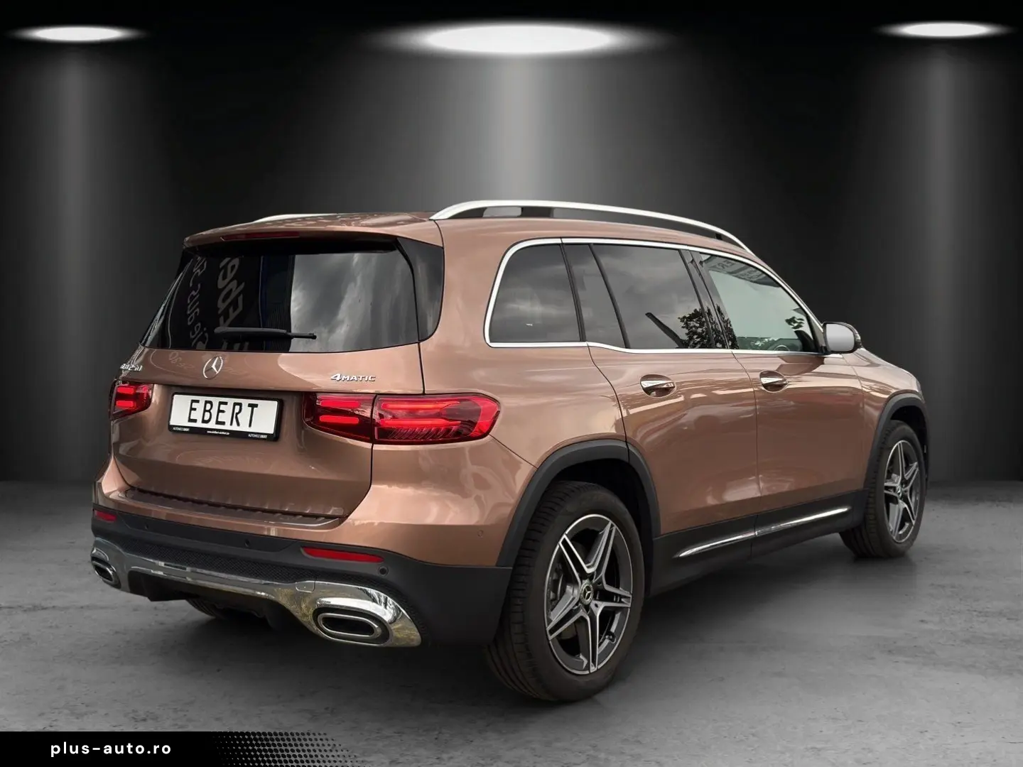 MERCEDES-BENZ GLB250 4M AMG DISTR Pano AHK 7-Sitze KeyGo