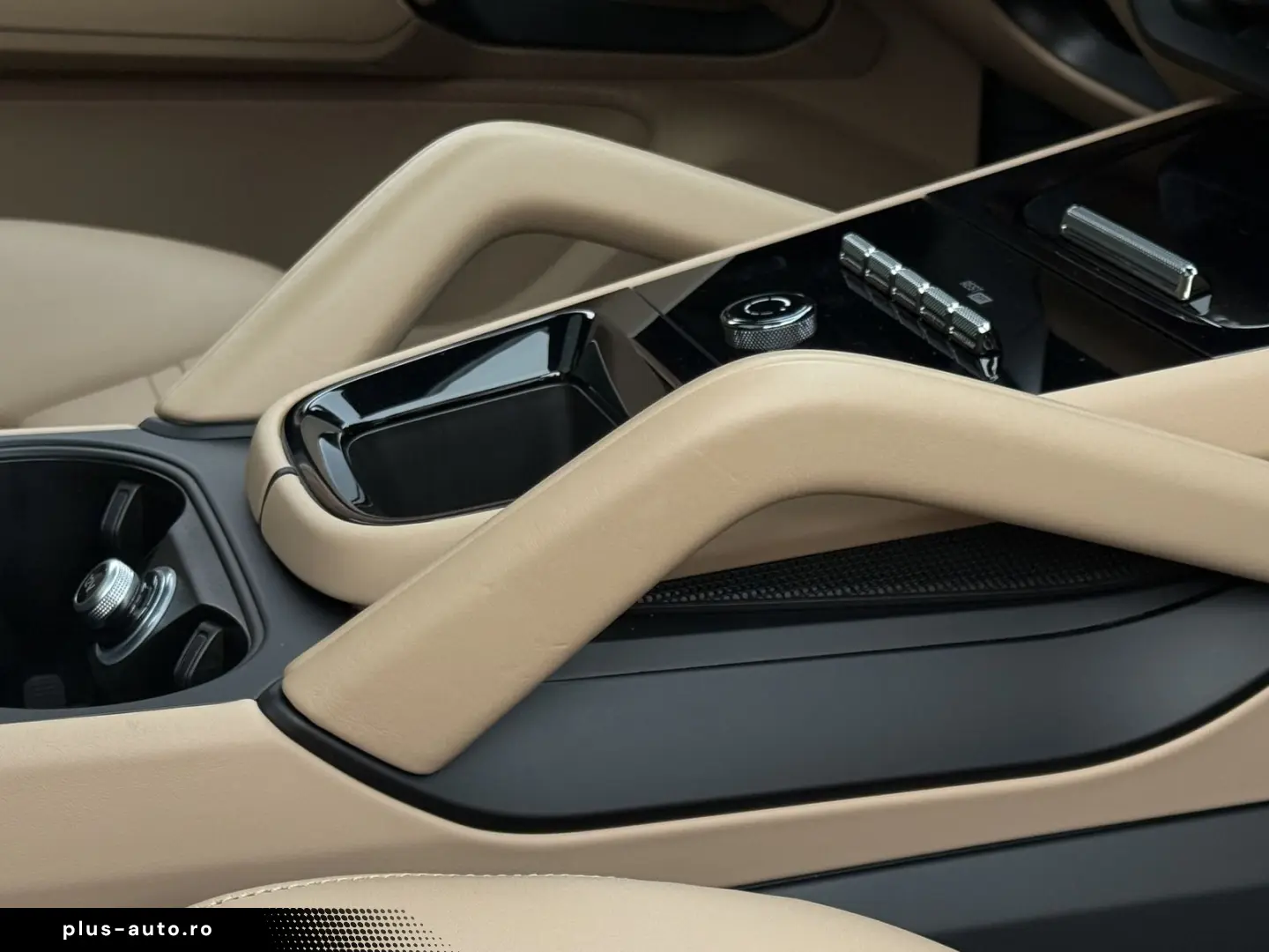 PORSCHE Cayenne GTS Coupe INNODRIVE 22 TURBO SOFT-CLOSE