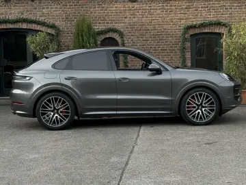 PORSCHE Cayenne GTS Coupe INNODRIVE 22 TURBO SOFT-CLOSE