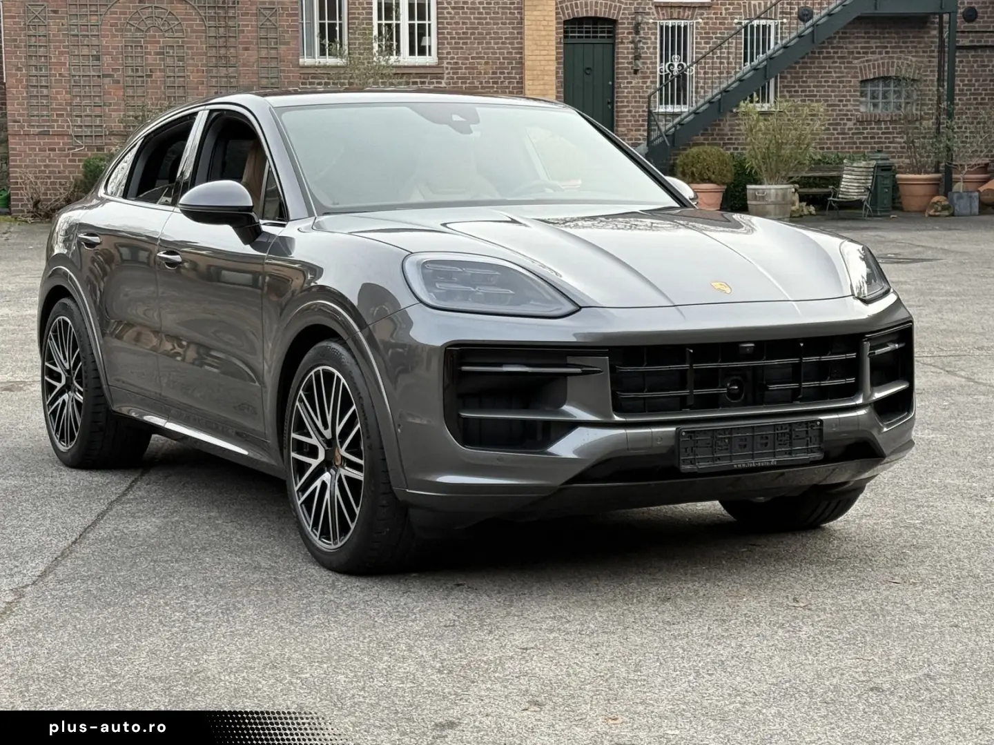 PORSCHE Cayenne GTS Coupe INNODRIVE 22 TURBO SOFT-CLOSE