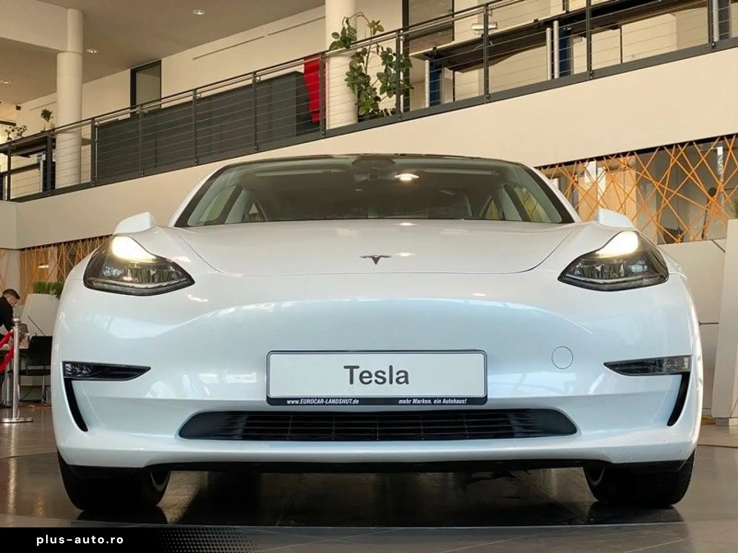 TESLA Model 3 AWD Performance Dual Motor Pano ACC 20