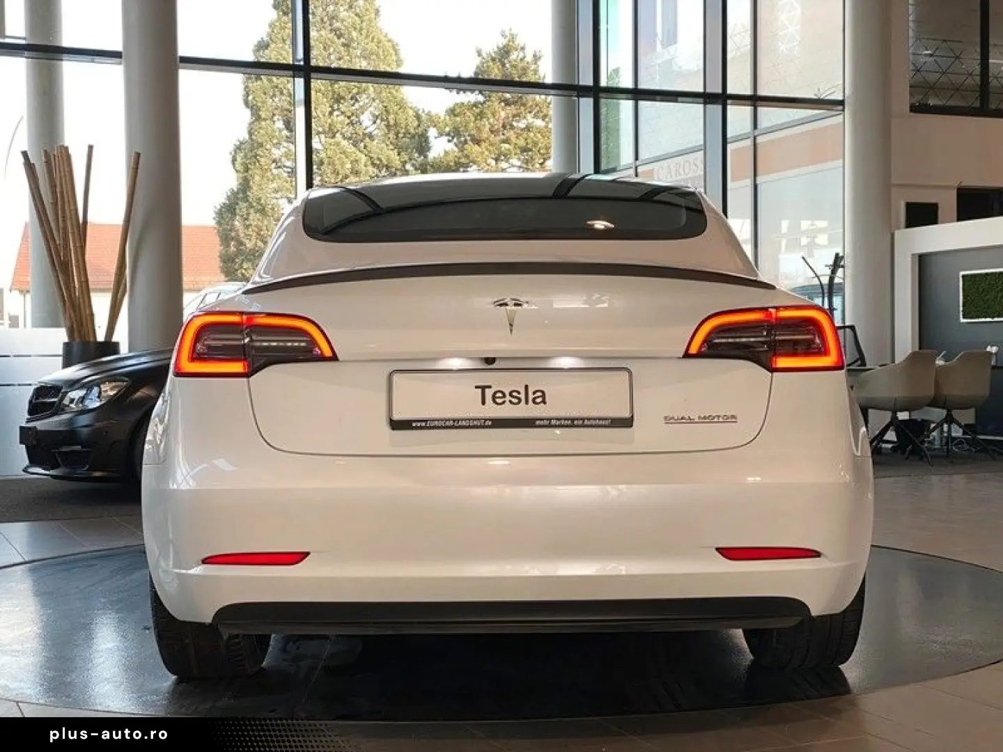 TESLA Model 3 AWD Performance Dual Motor Pano ACC 20