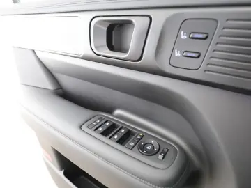 HYUNDAI SANTA FE 1.6 T-GDi HEV BLACKLINE SANTA FE (5-Sit