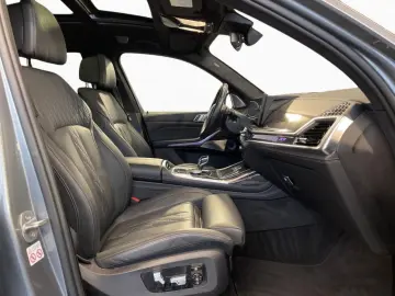 ALPINA XB7 ExeDrivePro SoftCl AHK Pano StHz B&W Massage