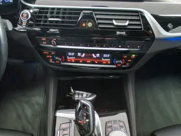 ALPINA D5 S Touring xDrive Voll Pano HUD 1.Hand