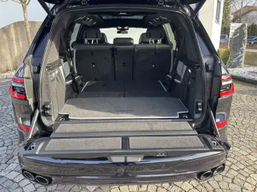 ALPINA XB7 SWITCH-TRONIC Allrad LAVALINA