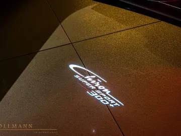 BUGATTI Chiron Super Sport 300
