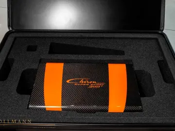 BUGATTI Chiron Super Sport 300