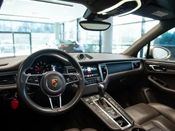 Porsche Macan 2.0 PDK
