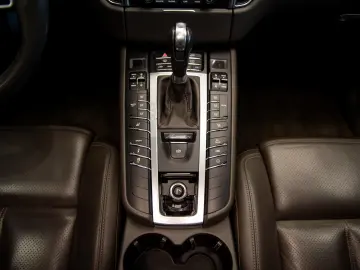 Porsche Macan 2.0 PDK