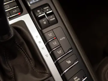 Porsche Macan 2.0 PDK