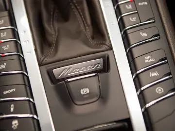 Porsche Macan 2.0 PDK