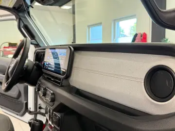 JEEP Gladiator 3.6 Willys ACC neues Modell Leasing