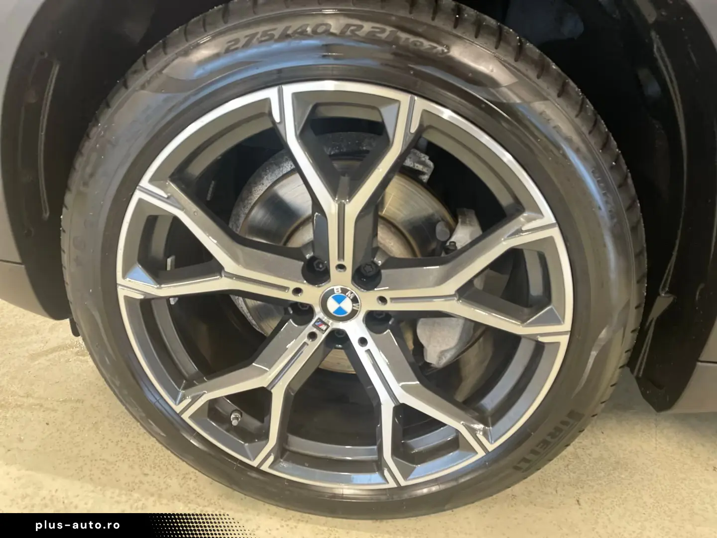 BMW X5 xDrive30d AHK Pano Head-Up