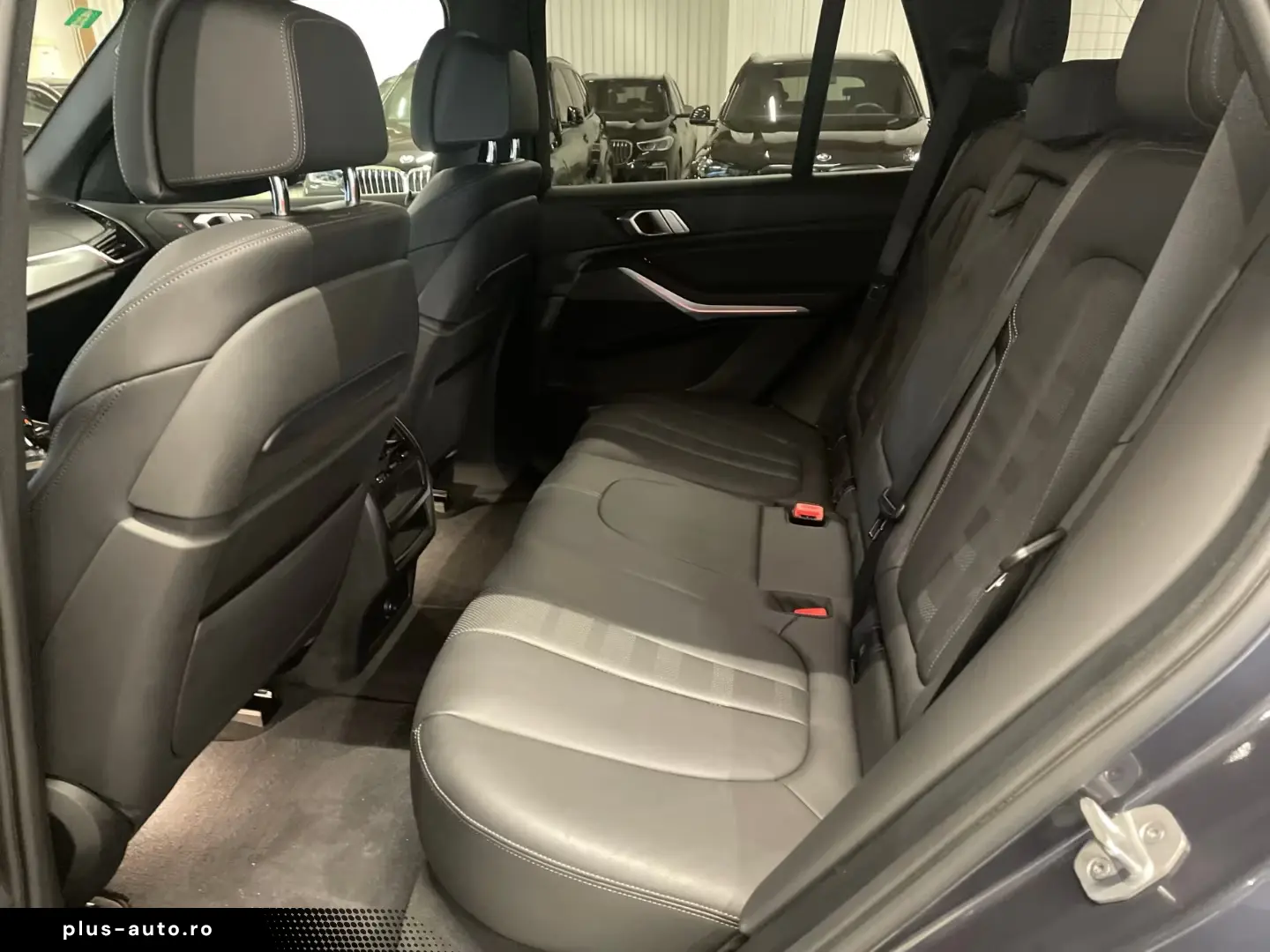 BMW X5 xDrive30d AHK Pano Head-Up