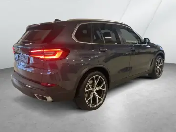 BMW X5 xDrive30d AHK Pano Head-Up