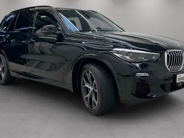 BMW X5 xDrive45e M Sport AHK Harman
