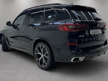 BMW X5 xDrive45e M Sport AHK Harman
