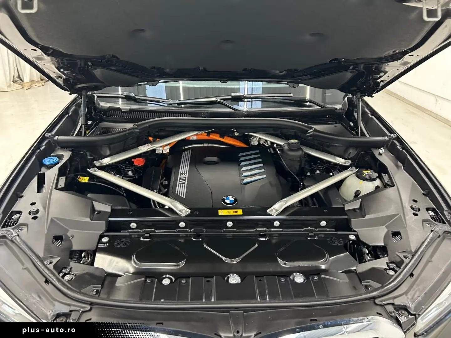 BMW X5 xDrive45e M Sport AHK Harman