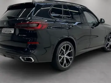 BMW X5 xDrive45e M Sport AHK Harman