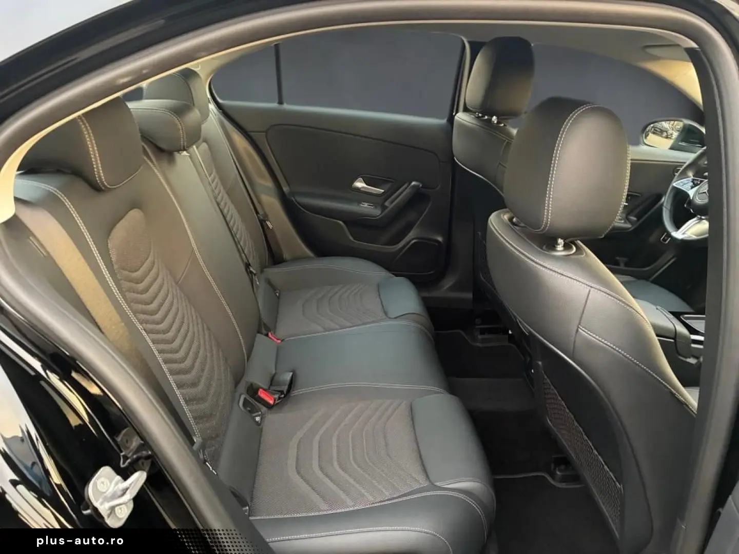 MERCEDES-BENZ A 180 Limousine