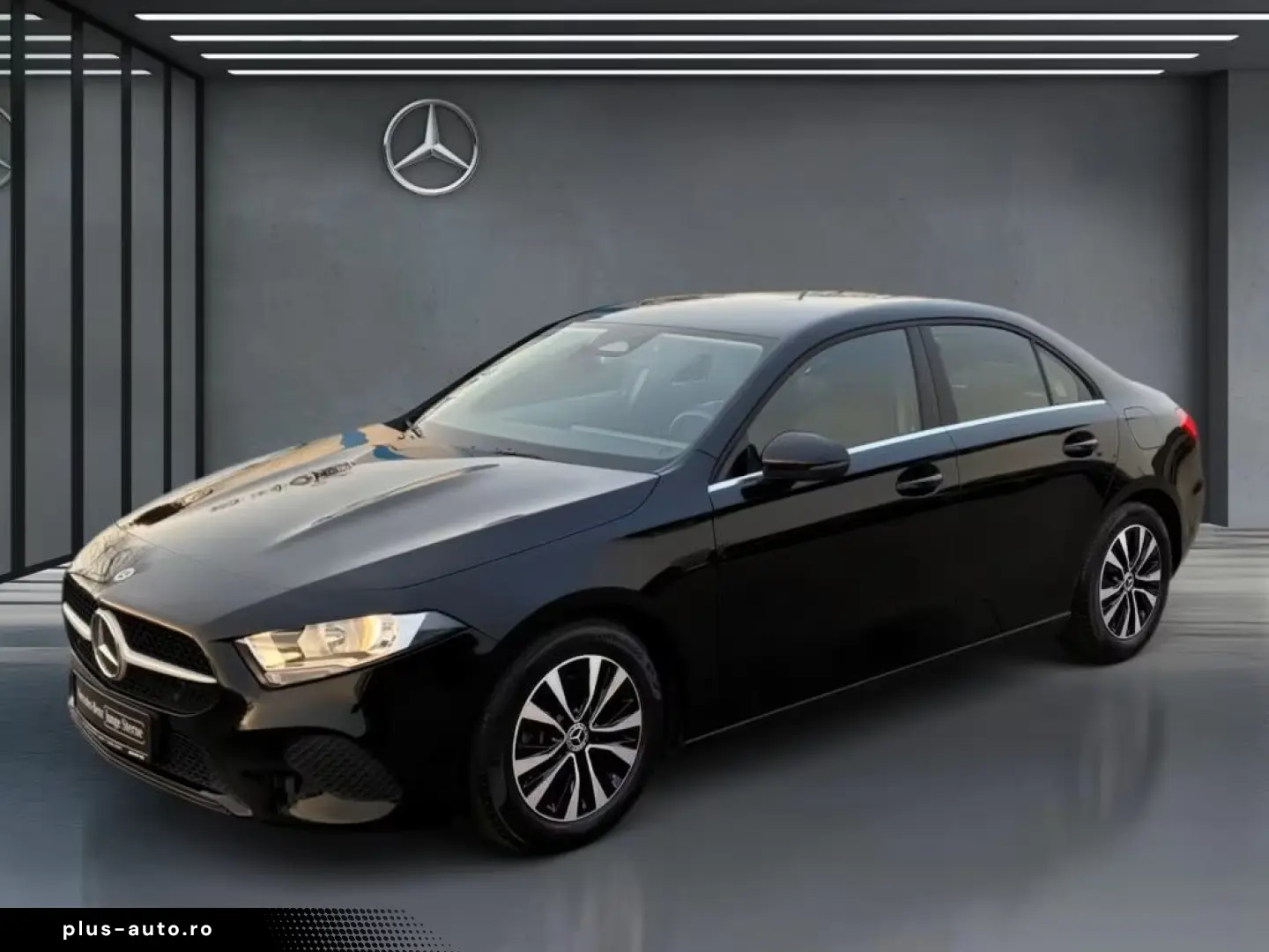 MERCEDES-BENZ A 180 Limousine