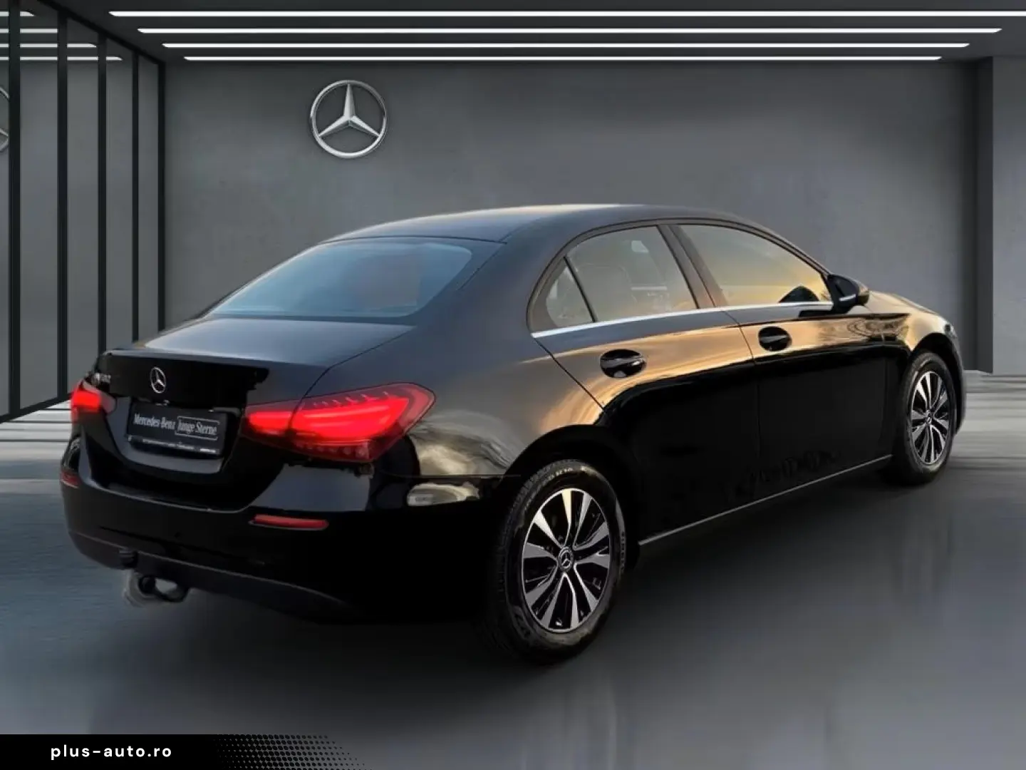 MERCEDES-BENZ A 180 Limousine