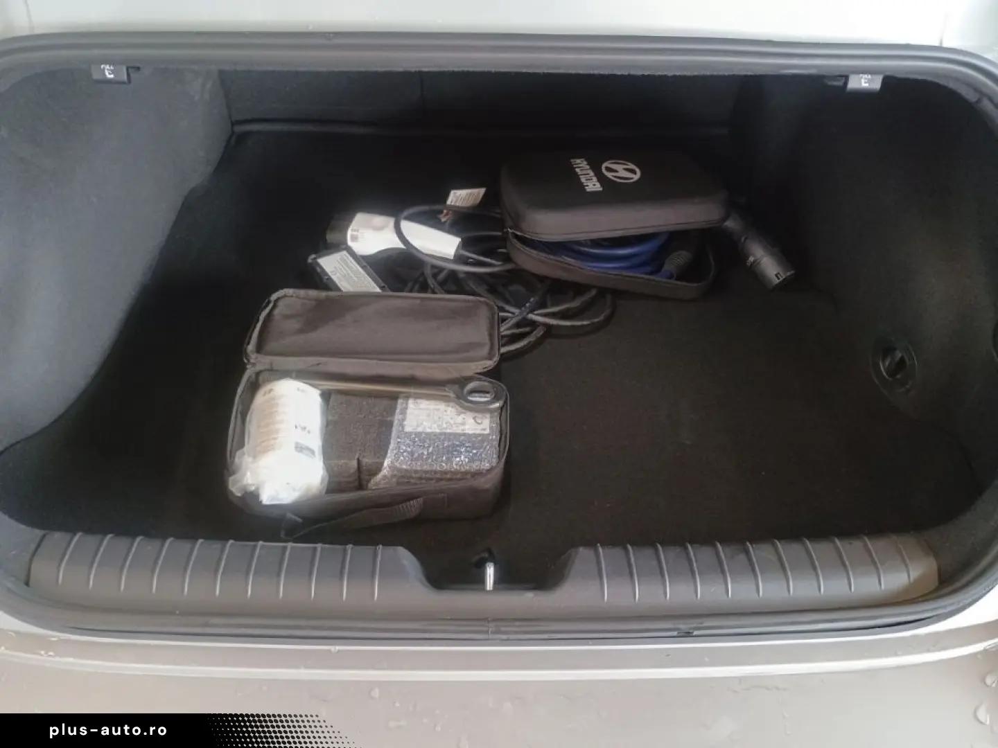 HYUNDAI IONIQ 6 77 4kWh 4WD TECHNIQ Glasschiebedach HUD