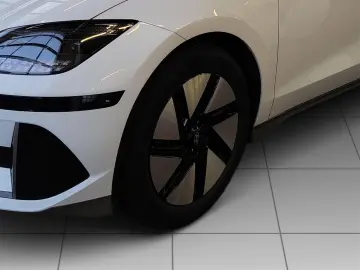 HYUNDAI IONIQ 6 UNIQ 4WD LEDER NAVI 360  Kamera LED
