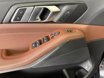 BMW X5 xDrive45e M Sport LED Navi HiFi